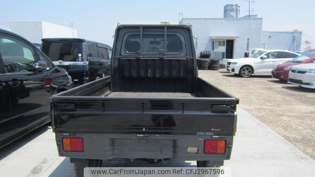 Daihatsu Hijet Truck 2001 thumbnail 4