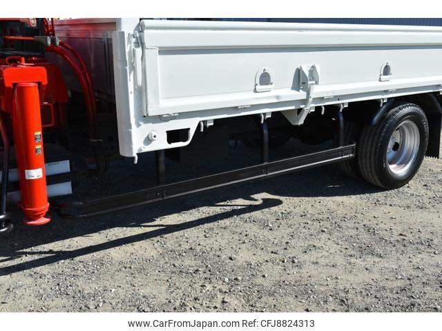 Mitsubishi Fuso Canter 1997 thumbnail 59