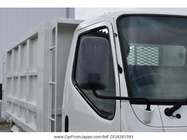 Mitsubishi Fuso Fighter 2000 thumbnail 39