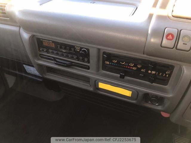 Isuzu Elf Truck 1996 thumbnail 32
