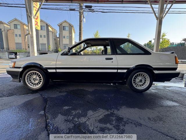 Toyota Corolla Levin 1985 thumbnail 11