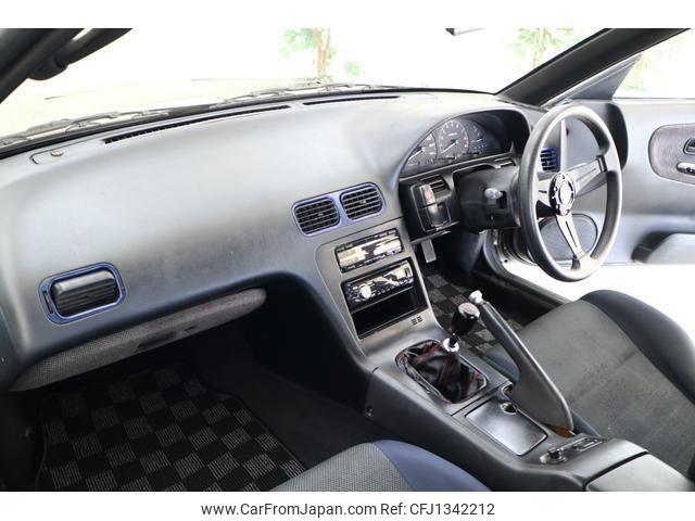 Nissan Silvia 1991 thumbnail 10