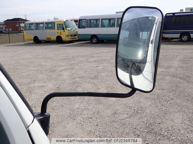 Mitsubishi Fuso Canter 2001 thumbnail 42