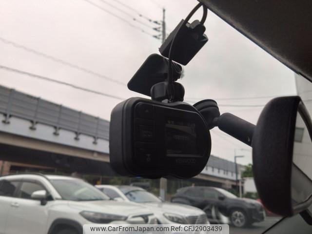Toyota Vitz 2001 thumbnail 18