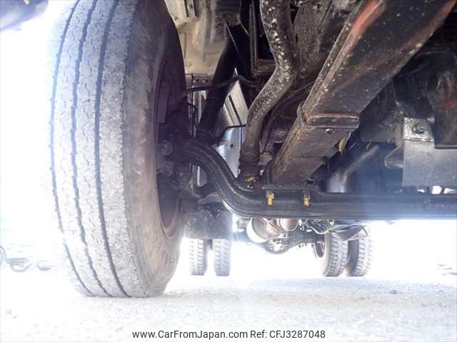 Mitsubishi Fuso Canter 1997 thumbnail 49