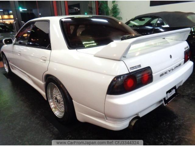 Nissan Skyline 1990 thumbnail 13