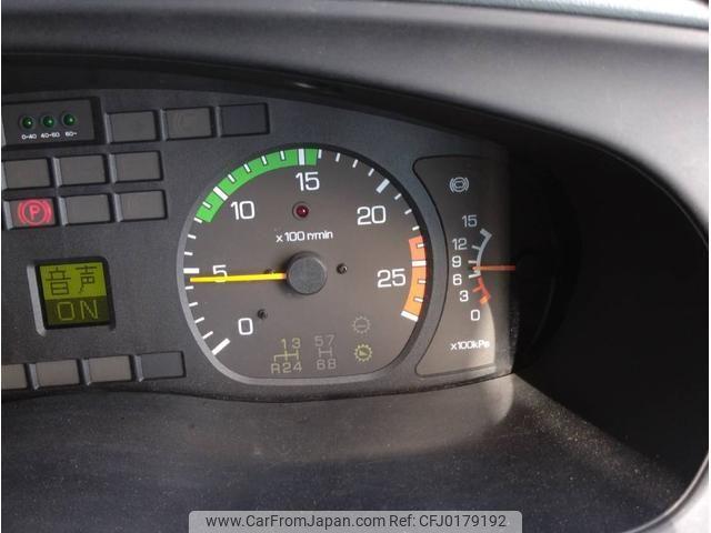 Mitsubishi Fuso Super Great 2000 thumbnail 19