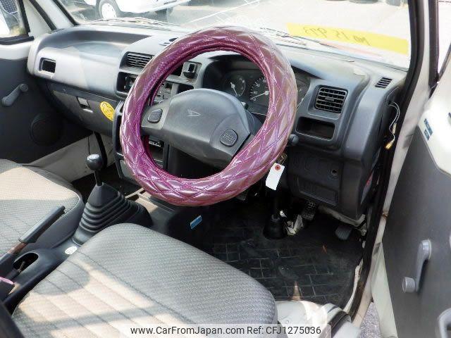 Daihatsu Hijet Truck 2000 thumbnail 11