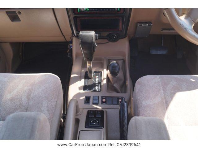 Isuzu Bighorn 2001 thumbnail 9