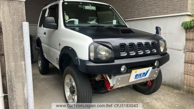 Suzuki Jimny 2001 thumbnail 11