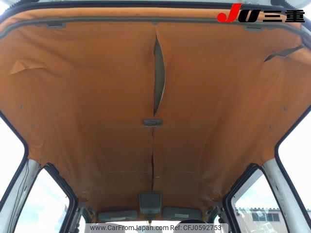 Suzuki Every Wagon 2001 thumbnail 6