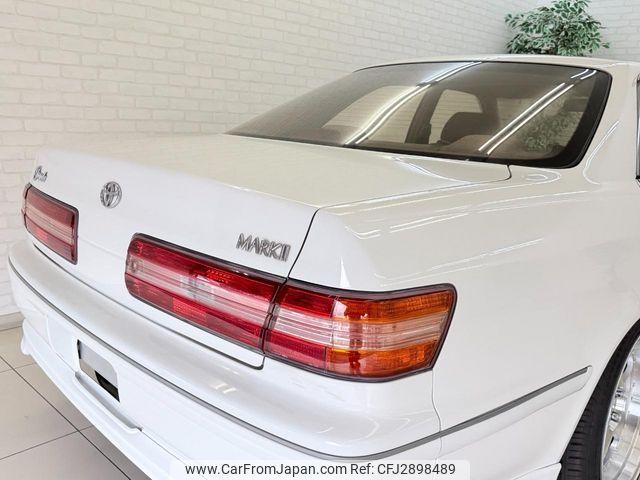 Toyota Mark II 1997 thumbnail 45