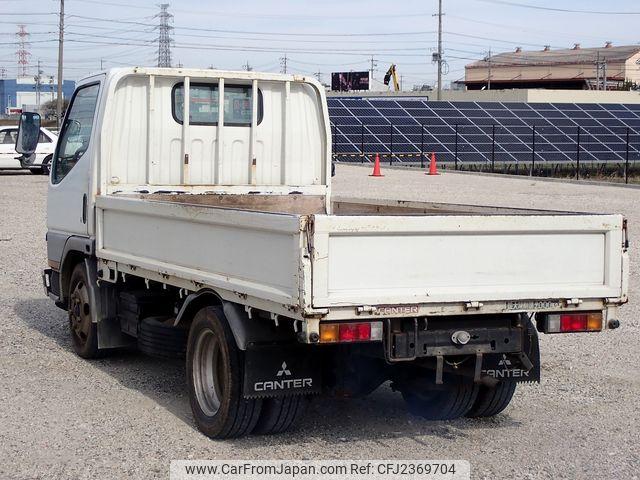 Mitsubishi Fuso Canter 2001 thumbnail 3