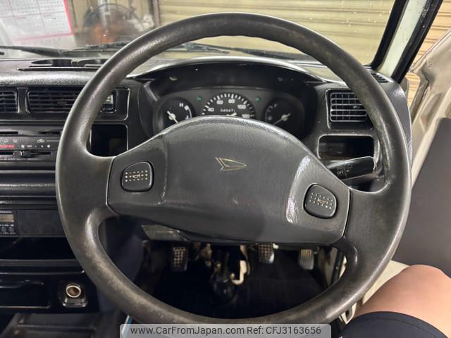 Daihatsu Hijet Truck 2000 thumbnail 27