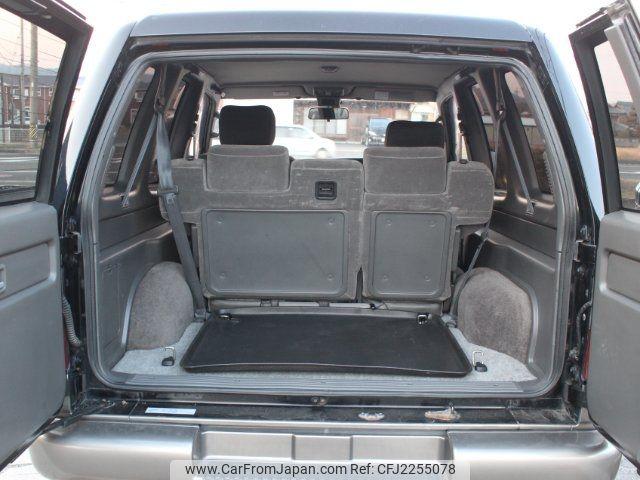 Isuzu Bighorn 2000 thumbnail 5