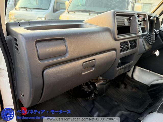 Subaru Sambar Truck 2001 thumbnail 47