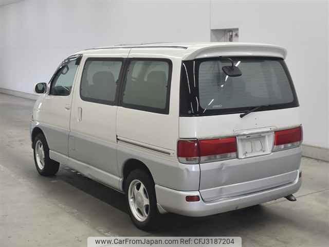 Toyota Hiace Regius thumbnail 2
