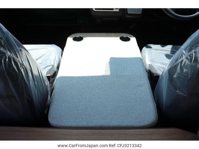 Toyota Hiace Wagon thumbnail 72