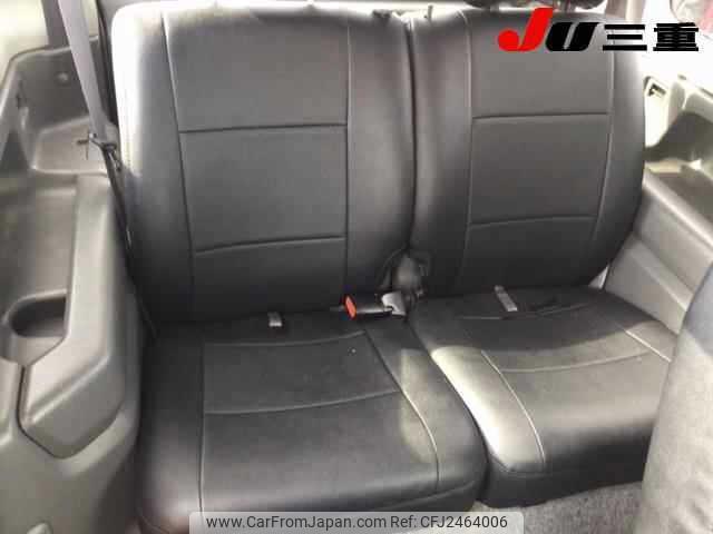 Suzuki Jimny 2001 thumbnail 6