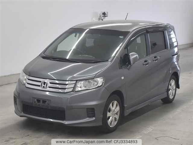Honda Freed Spike thumbnail 5