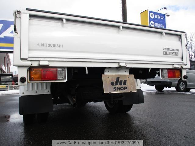 Mitsubishi Delica Truck 2001 thumbnail 10