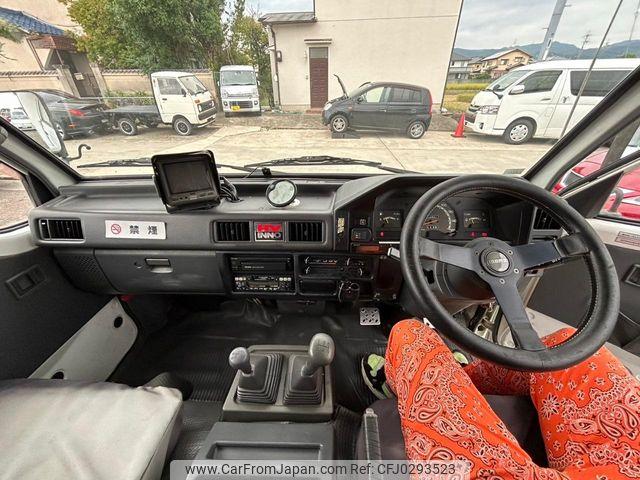 Mitsubishi Delica Truck 1995 thumbnail 15