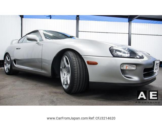 Toyota Supra 2001 thumbnail 4