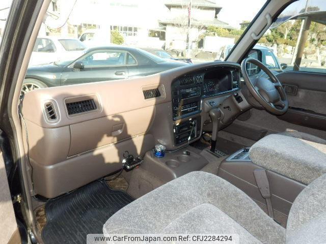 Nissan Caravan Coach 1996 thumbnail 10