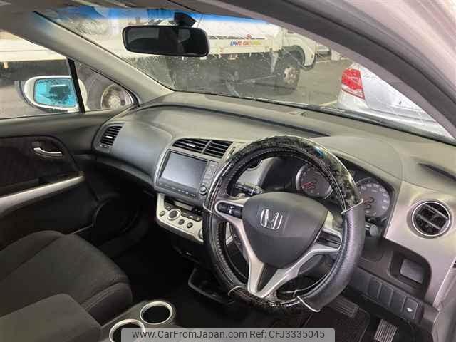 Honda Stream thumbnail 4