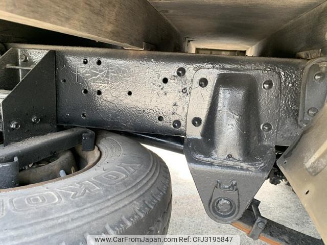 Mitsubishi Fuso Canter 1990 thumbnail 28