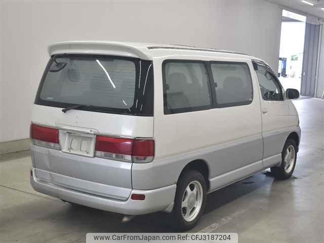 Toyota Hiace Regius thumbnail 6