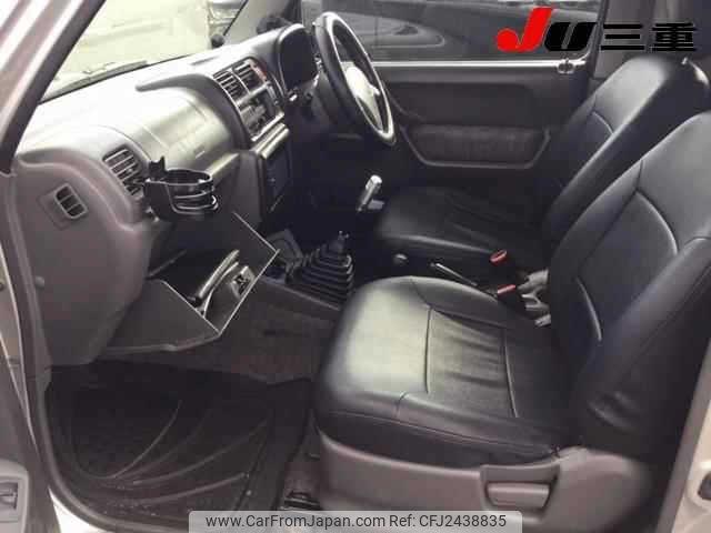 Suzuki Jimny 2001 thumbnail 7