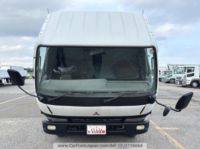 Mitsubishi Fuso Canter 2000 thumbnail 15