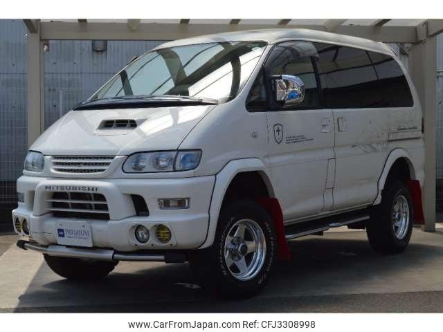 Mitsubishi Delica Spacegear 1999