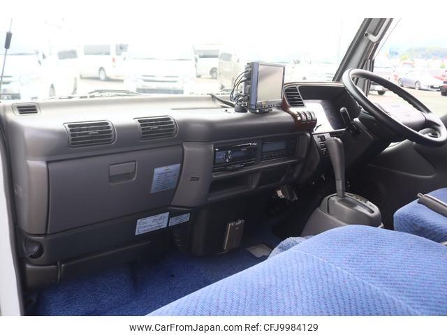 Isuzu Elf Truck 2000 thumbnail 53
