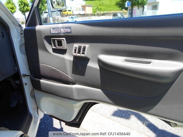 Toyota Liteace Truck 2001 thumbnail 9
