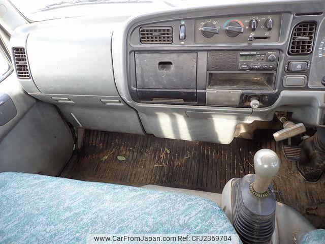 Mitsubishi Fuso Canter 2001 thumbnail 28