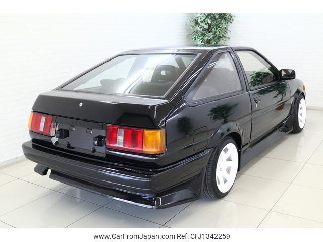 Toyota Corolla Levin 1983 thumbnail 2
