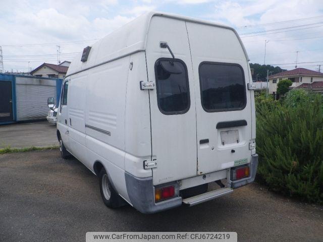 Isuzu Elf Ut 1999 thumbnail 3