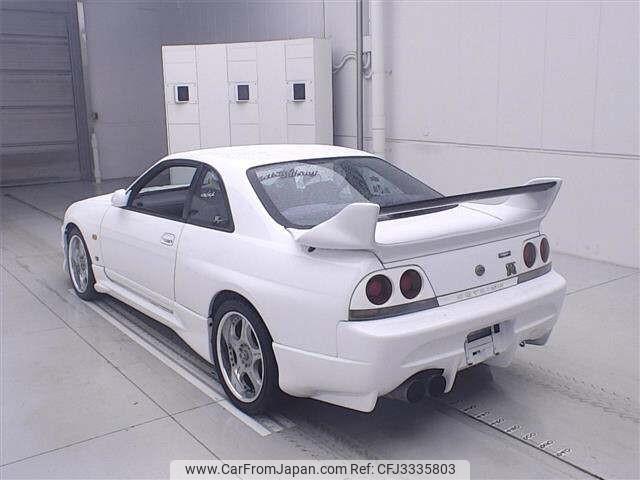 Nissan Skyline GT-R 1997 thumbnail 2