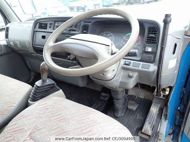 Mitsubishi Fuso Canter 1997 thumbnail 26
