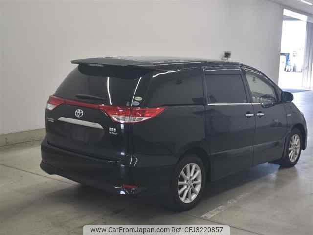Toyota Estima Hybrid thumbnail 6