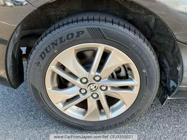 Toyota Sienta thumbnail 10