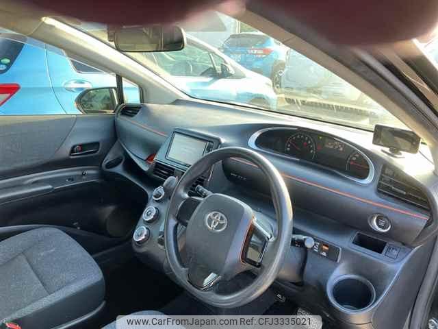Toyota Sienta thumbnail 4