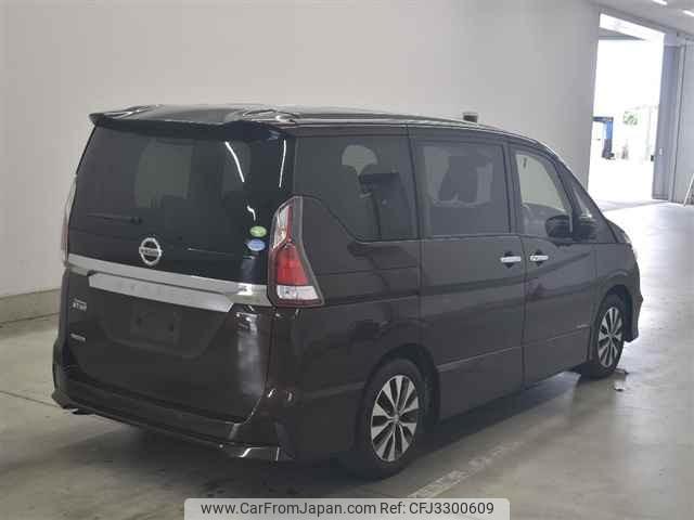 Nissan Serena thumbnail 6