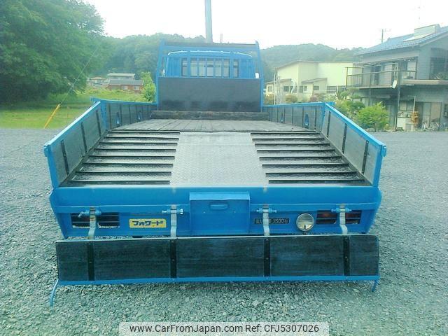 Isuzu Forward 1982 thumbnail 9