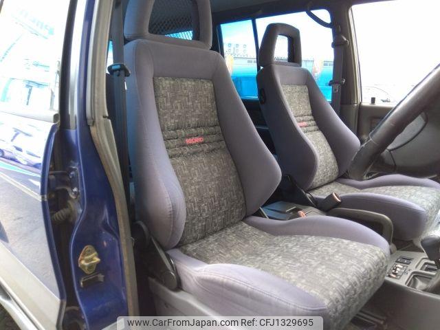 Isuzu Bighorn 1998 thumbnail 16