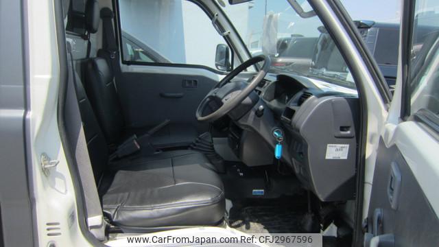 Daihatsu Hijet Truck 2001 thumbnail 9