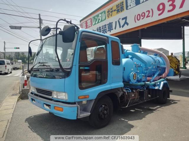 Isuzu Forward 1999