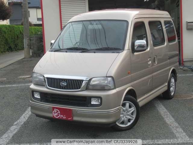 Suzuki Every Landy 2001